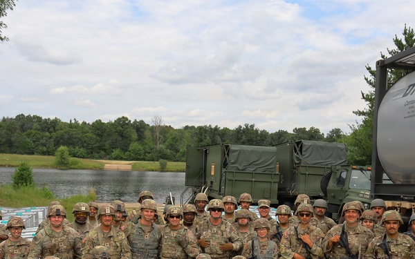 Maj. Gen. Matthew S. Warne Visits Soldiers