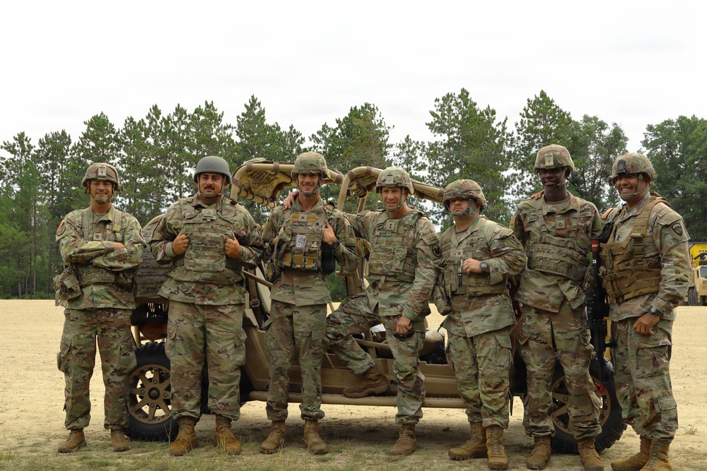 Maj. Gen. Matthew S. Warne Visits Soldiers