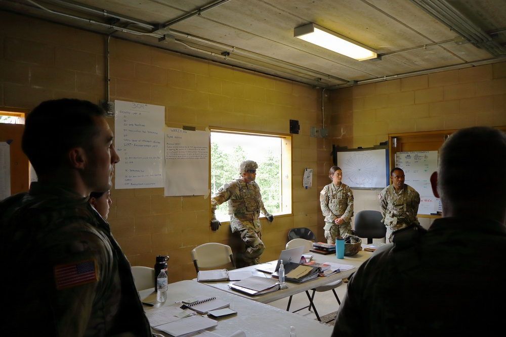 Maj. Gen. Matthew S. Warne Visits Soldiers