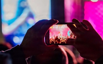 Navy Installations Host Free Concerts for Service Members &amp; Families  with Operation MWR