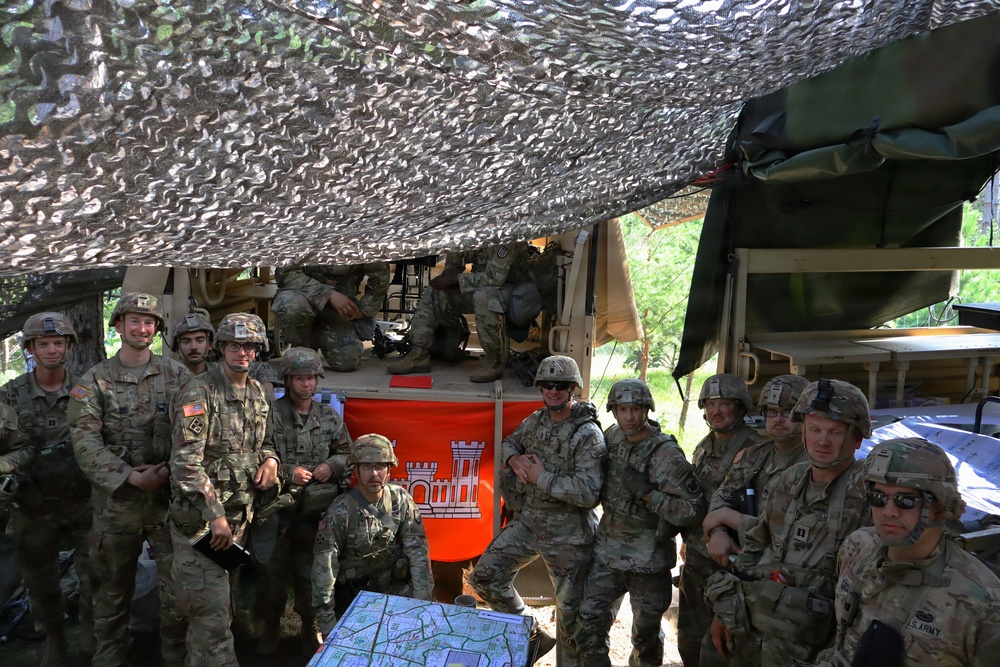 Maj. Gen. Matthew S. Warne Visits Soldiers