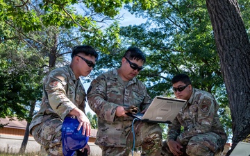 Combat communications Airmen build a radio frequency kit