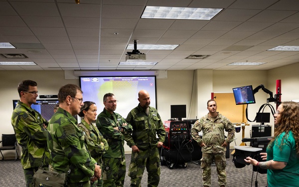 Swedish Army Commandant Visits CASCOM