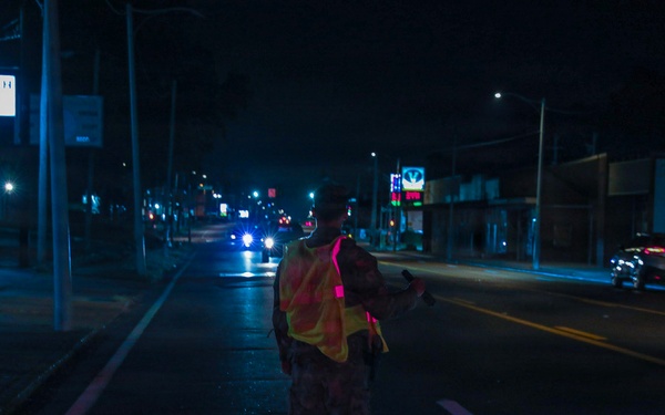 Tennessee National Guard Directs Traffic