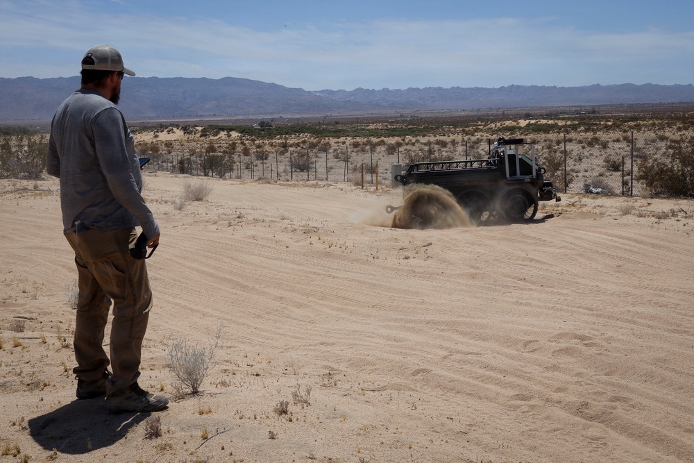 ONR, 2nd Marine Division test WOLF