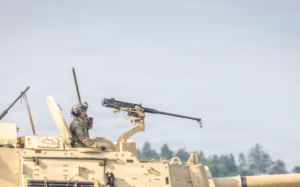 U.S. Army Soldiers with the NATO FLF Battle Group conduct live fire exercise in Poland