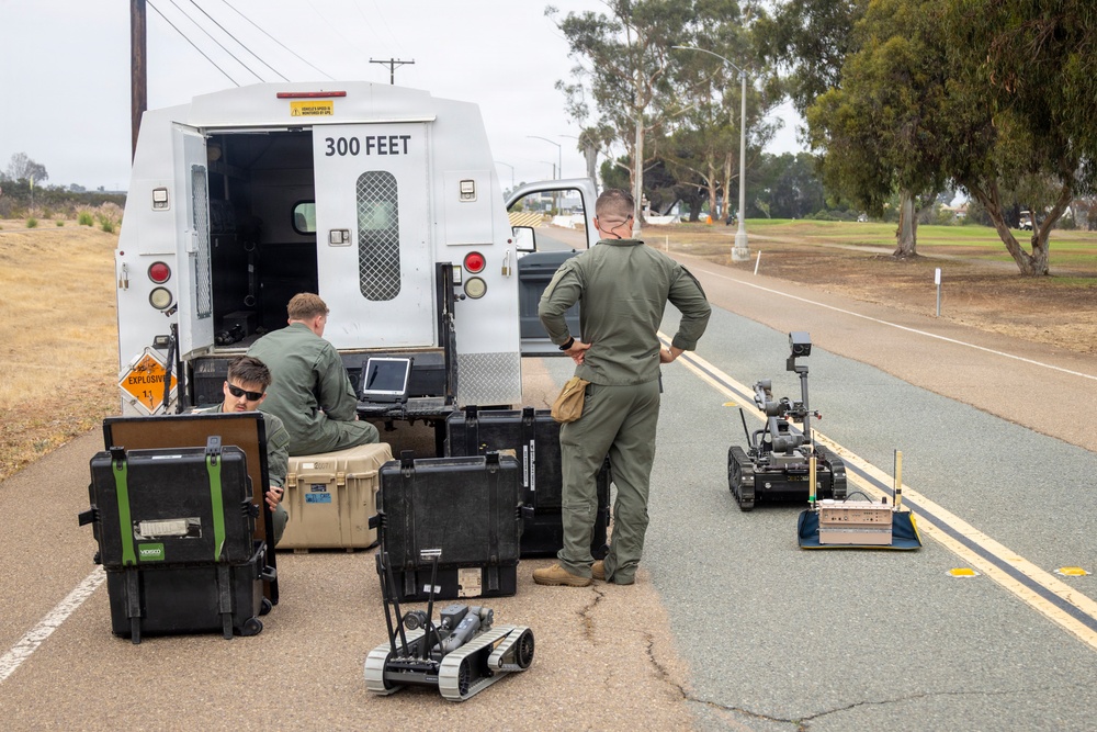 EOD conducts a simulated security breach on MCAS Miramar