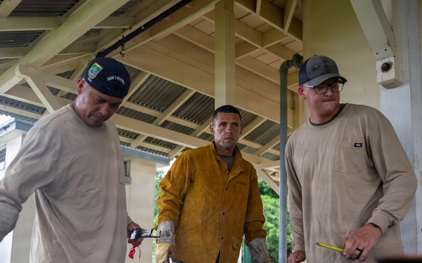 U.S. Army and Panamanian Security Institutions conduct Dive and Salvage operations