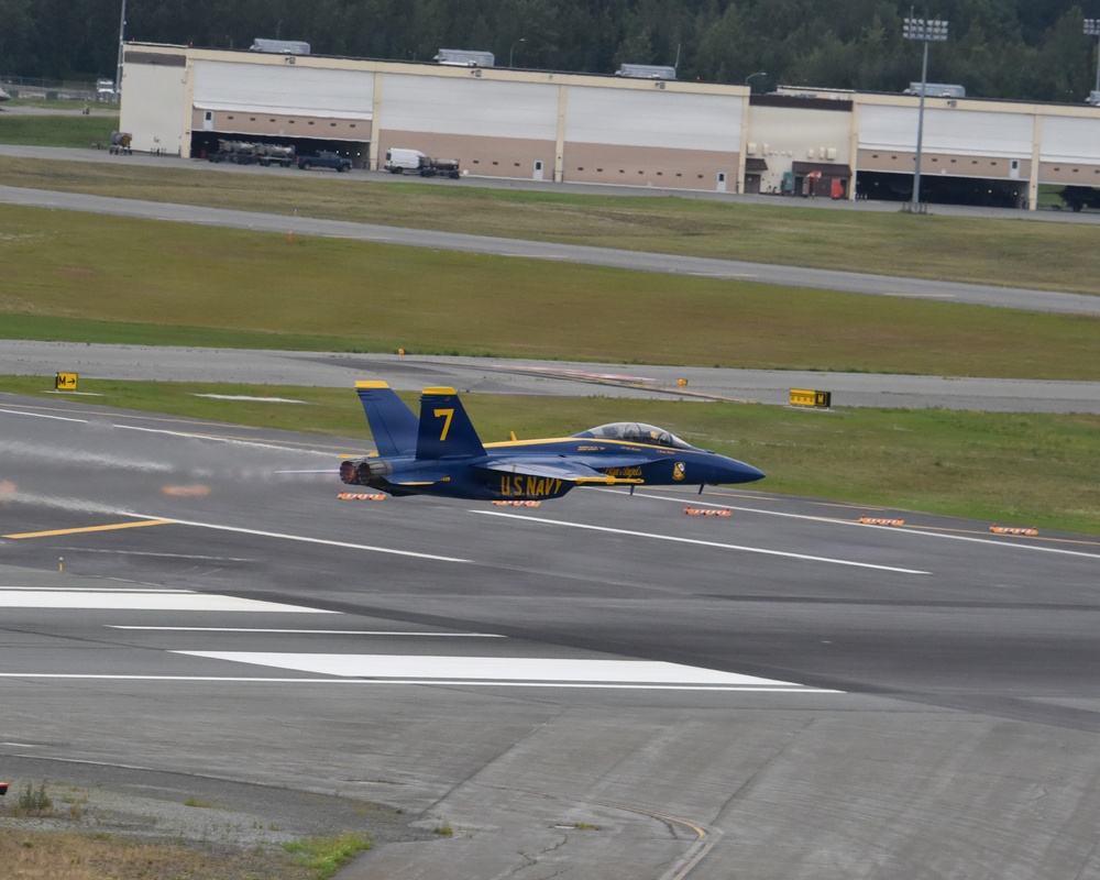 Arctic Thunder Open House Practice Day