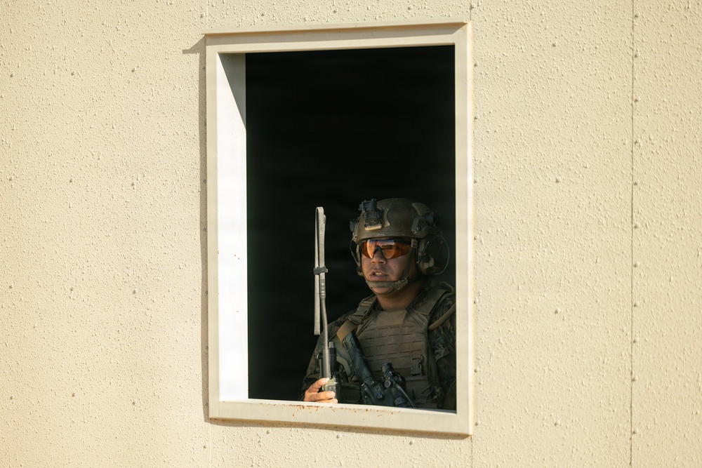 U.S. Marines with Echo Co., 2nd Bn., 1st Marines, rehearse platoon attacks with ROK Marines during AFX
