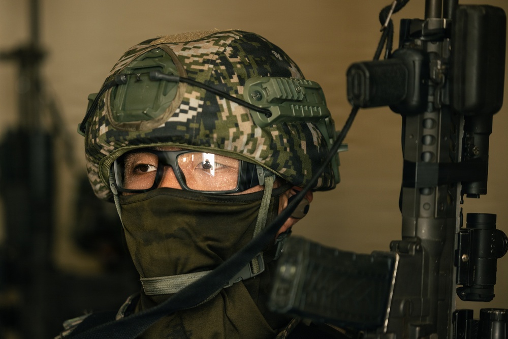 U.S. Marines with Echo Co., 2nd Bn., 1st Marines, rehearse platoon attacks with ROK Marines during AFX