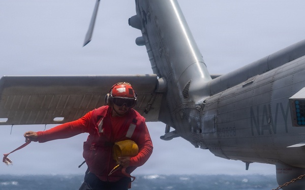 Rafael Peralta Conducts Flight Operations