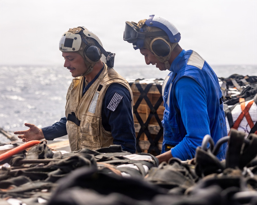 Rafael Peralta Conducts Vertical Replenishment