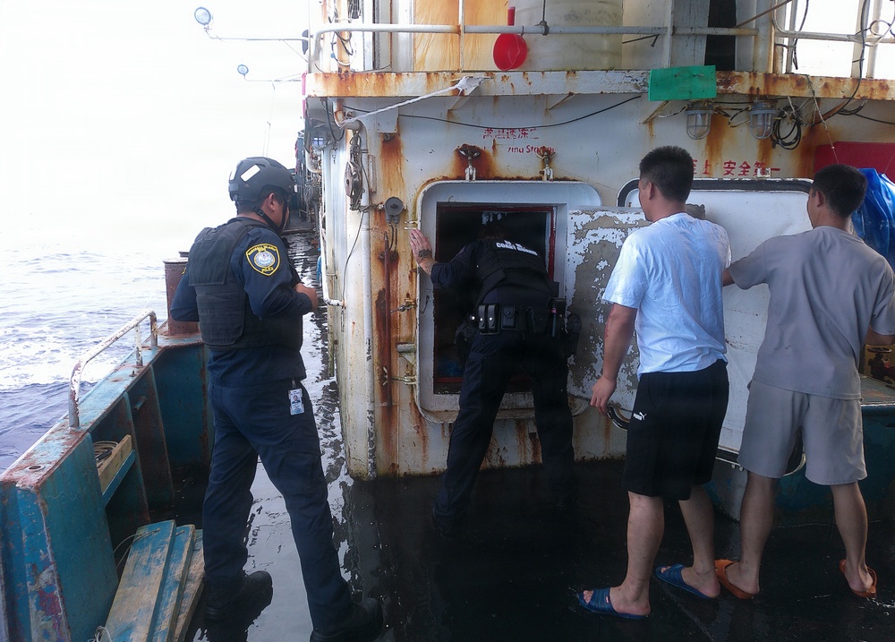 USCGC Joseph Gerczak crewmembers conduct bilateral maritime law enforcement boardings in the Republic of the Marshall Islands
