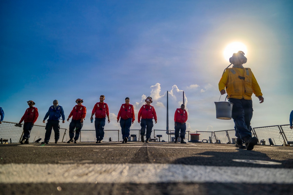 USS Benfold Conducts Routine Flight Quarters