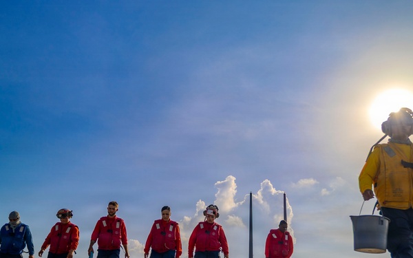 USS Benfold Conducts Routine Flight Quarters