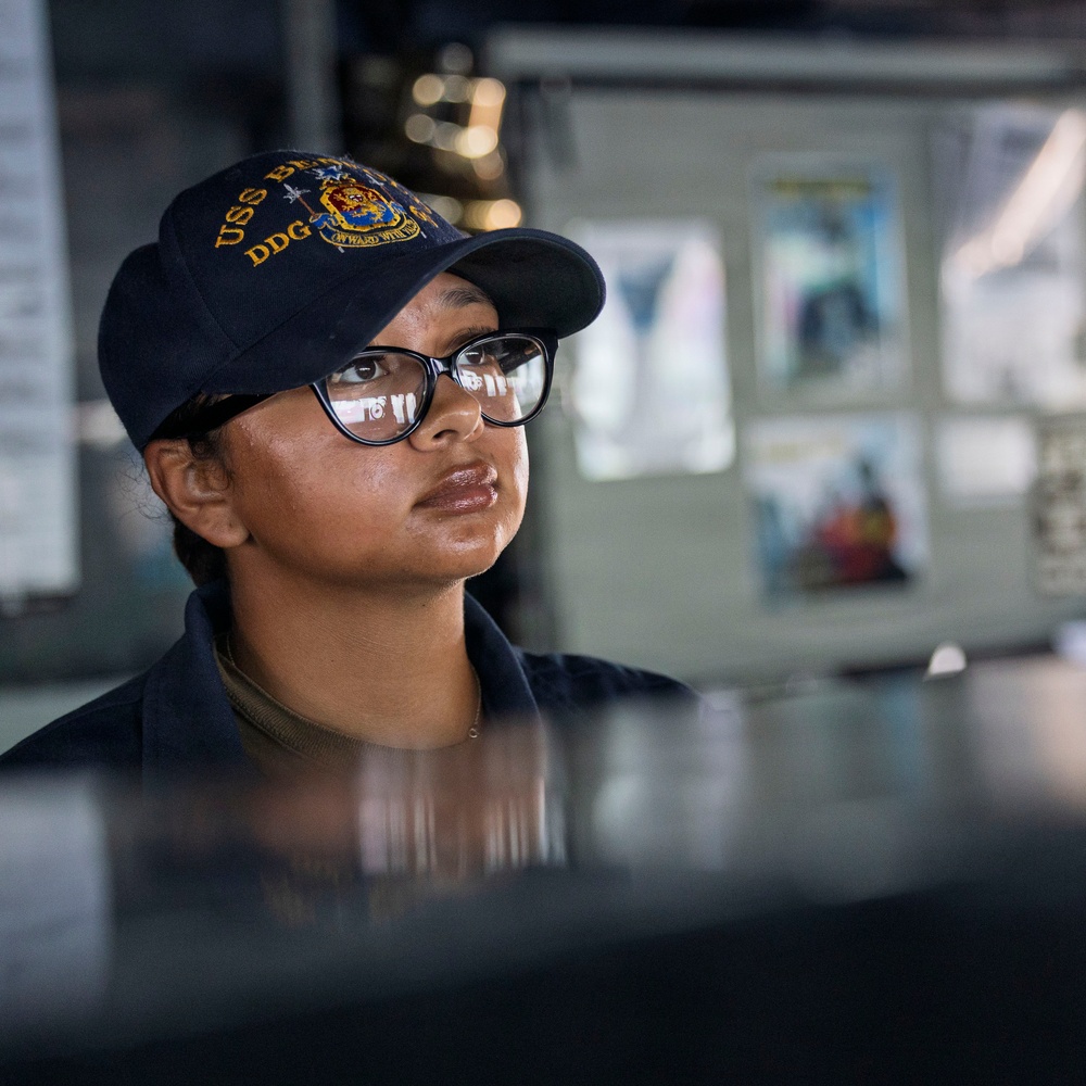 USS Benfold Transits the South China Sea