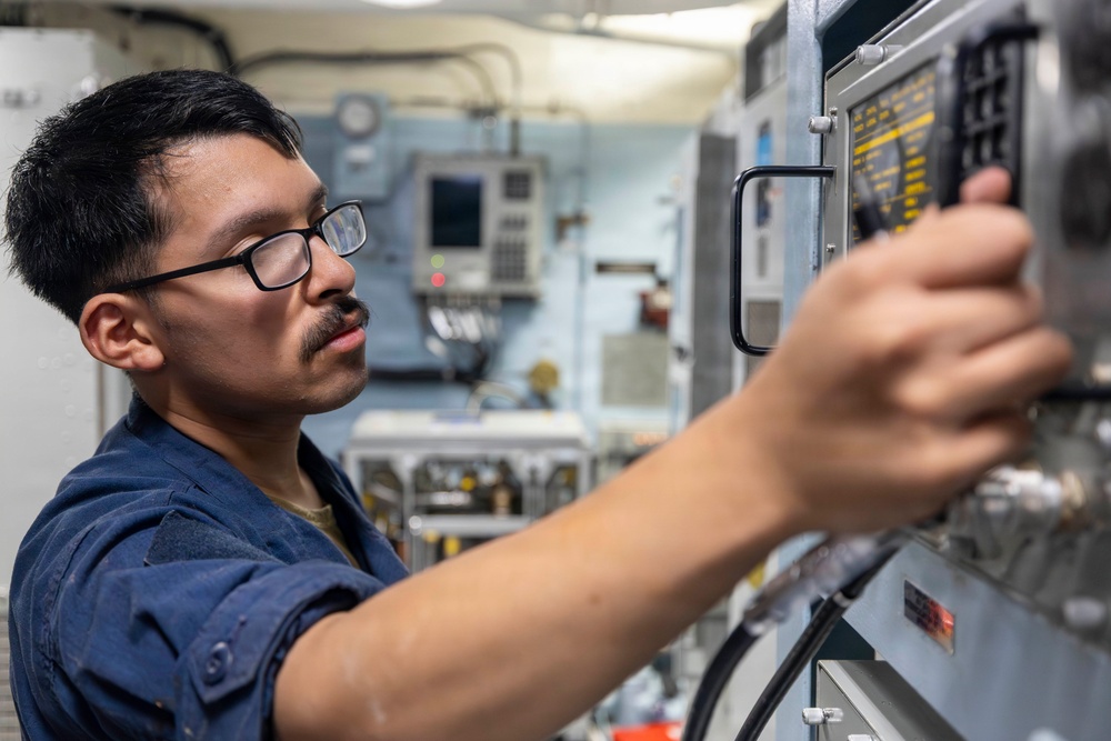 Milius maintains combat systems