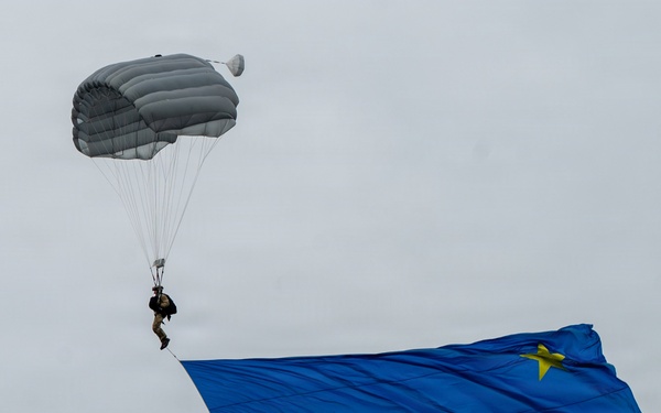 Arctic Thunder Open House practice day