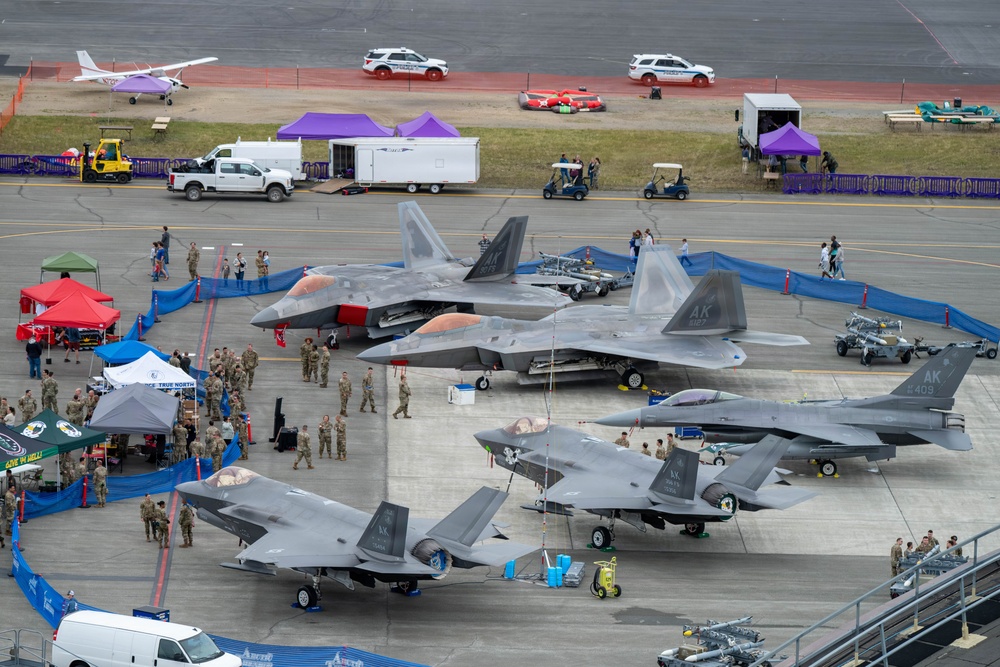 Arctic Thunder Open House static displays
