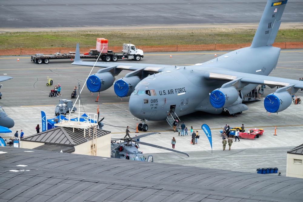 Arctic Thunder Open House static displays