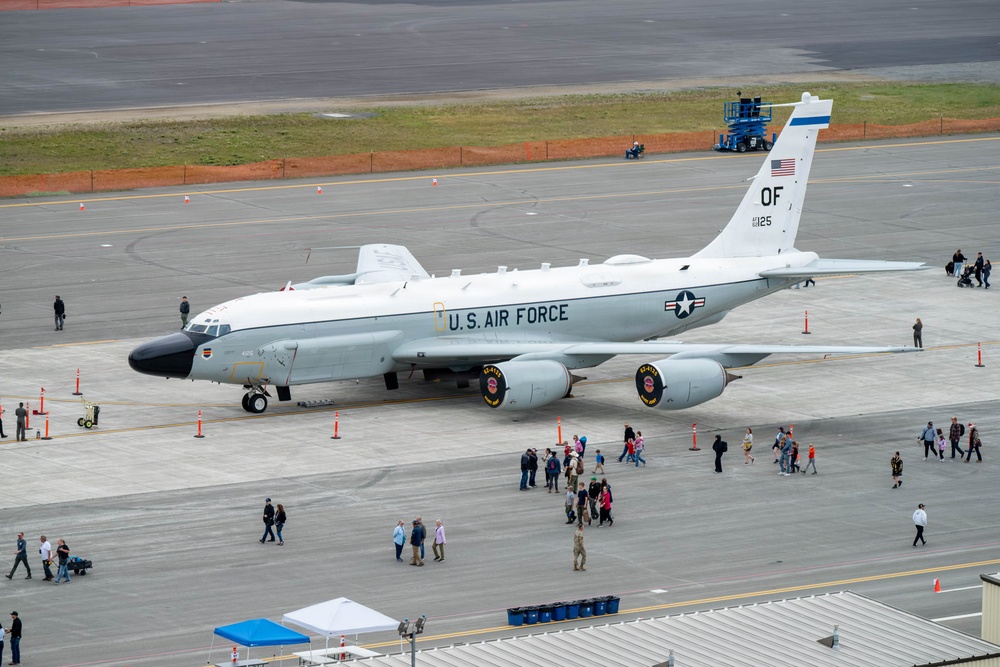 Arctic Thunder Open House static displays