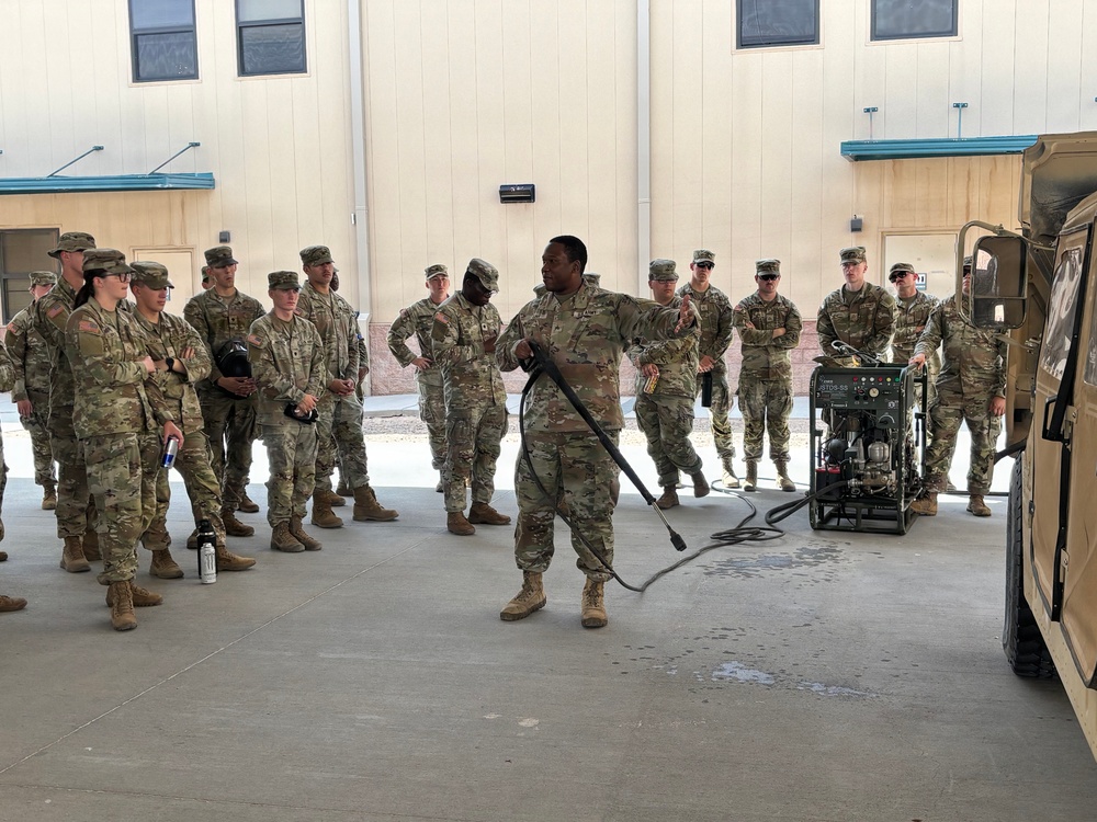 Bulldog Soldiers train on M26 decontamination procedures