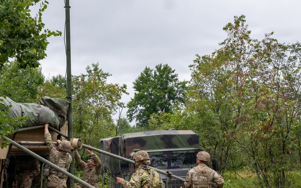 W. Va. Guard Artillery Soldiers Establish Communications During Northern Strike 26-2