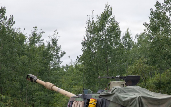 W. Va. Guard Artillery Crew Prepares for Fire Mission During Northern Strike 26-2
