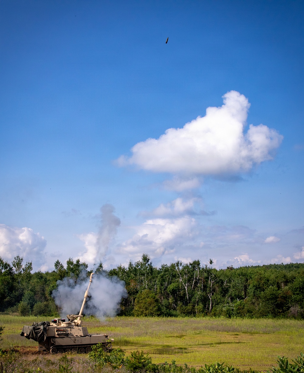 W. Va. Guard Paladin Delivers Fires During Northern Strike 26-2