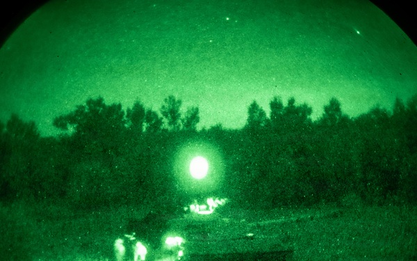 W. Va. Guard Paladin Crews Prepare for Night Fires at Northern Strike 26-2