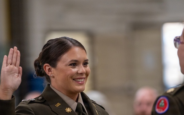 Tennessee Army National Guard public affairs officer promoted to captain