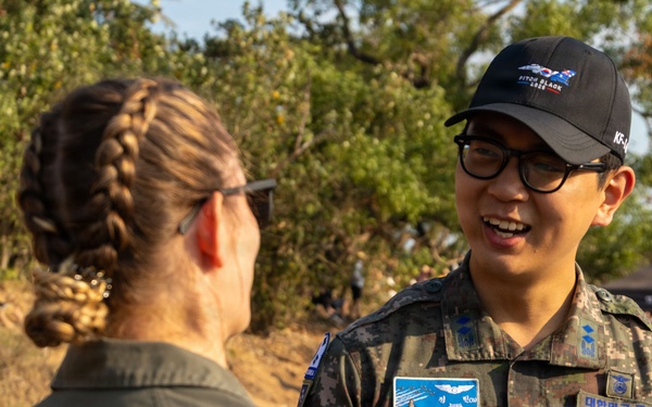 Exercise Pitch Black: Mindil Beach flying display
