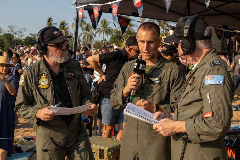 Exercise Pitch Black: Mindil Beach flying display