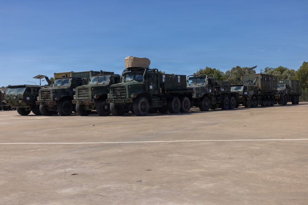 MRF-D Marines prepare to embark on HMAS Canberra