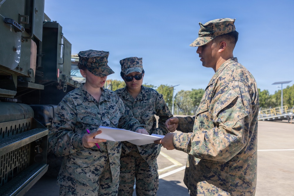 MRF-D Marines prepare to embark on HMAS Canberra
