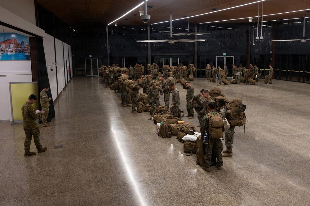 MRF-D Marines prepare to embark aboard HMAS Canberra