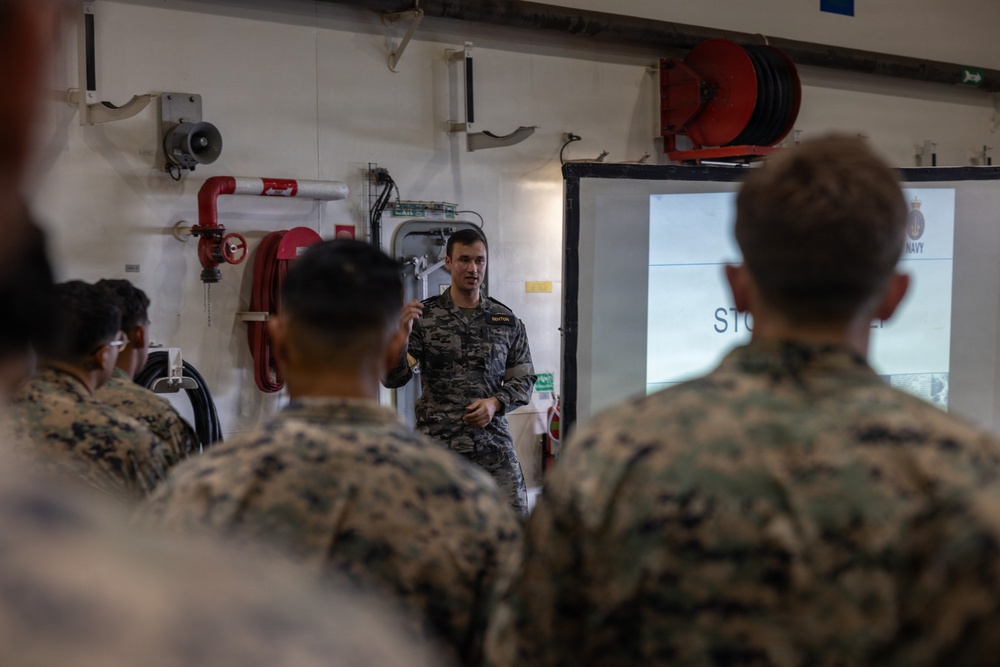 MRF-D Marines receive a welcome brief aboard HMAS Canberra