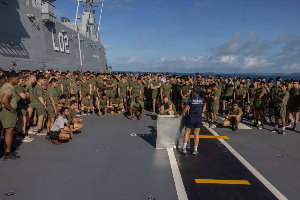 MRF-D Marines conduct group physical training aboard HMAS Canberra