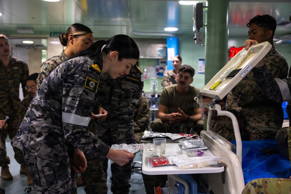 MRF-D Marines and Sailors rehearse medical procedures aboard HMAS Canberra