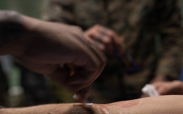 MRF-D Marines and Sailors rehearse medical procedures aboard HMAS Canberra
