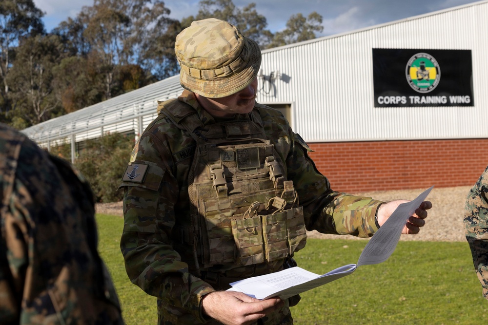 U.S. Marines with 1st LAR complete weapons familiarization class hosted by Australian service members during Coral-Balmoral Cup