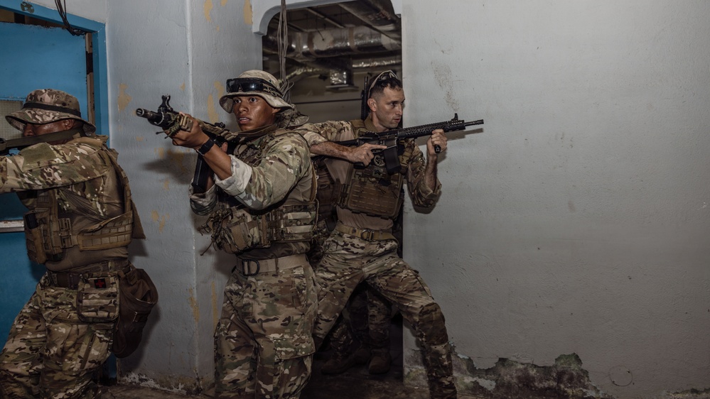 PANAMAX-26: Marines and partner forces conduct raid rehearsals