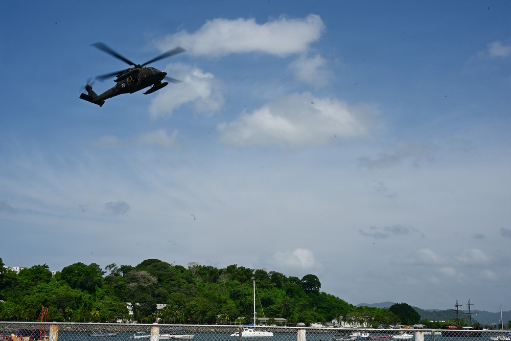 Joint Task Force-Bravo executes a medical evacuation rehearsal with Hospital Santo Tómas