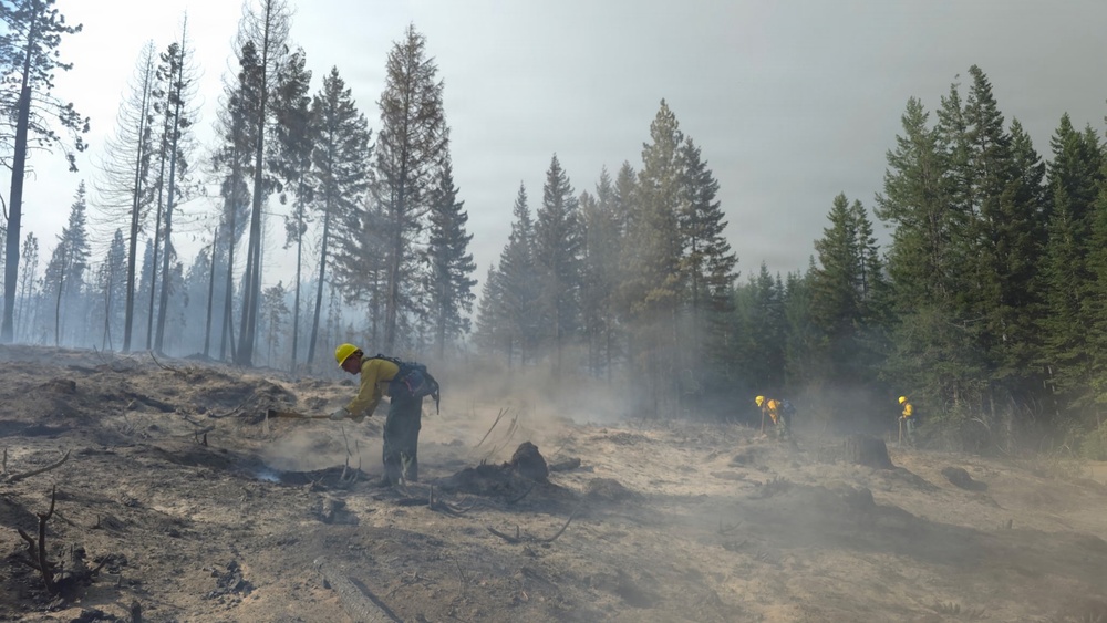 Washington National Guard Soldiers and Airmen Support Firefighting Operations at Little Giant Fire