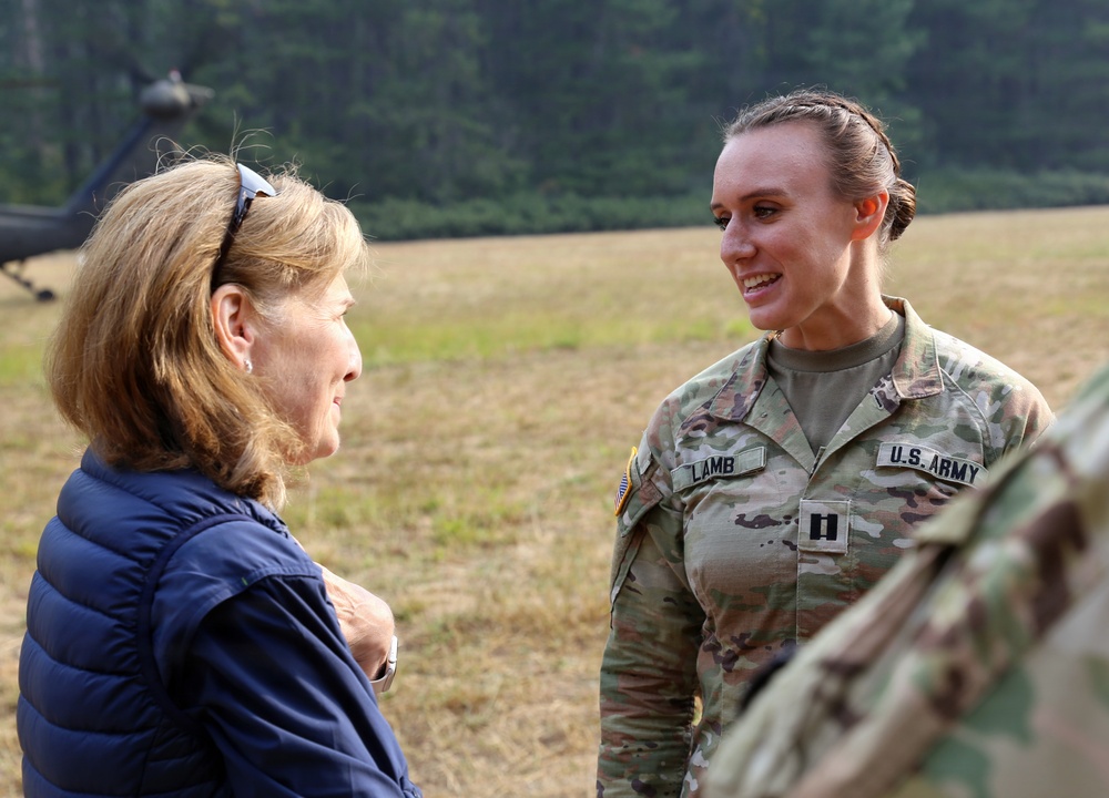 Congresswoman Kim Schrier visits National Guard Soldiers and Airmen at Little Giant Fire