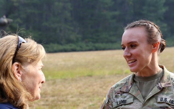 Congresswoman Kim Schrier visits National Guard Soldiers and Airmen at Little Giant Fire