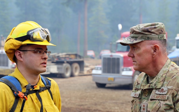 Congresswoman Kim Schrier visits National Guard Soldiers and Airmen at Little Giant Fire