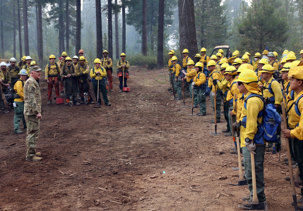 Congresswoman Kim Schrier visits National Guard Soldiers and Airmen at Little Giant Fire