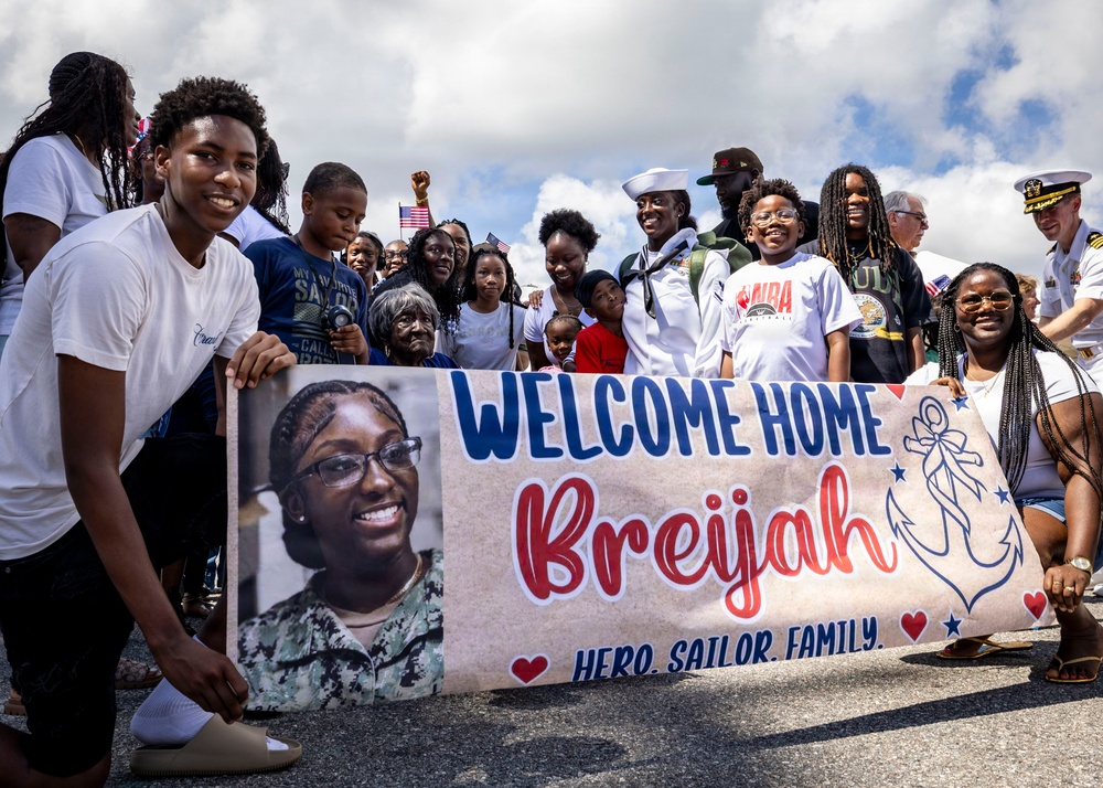 USS Thomas Hudner Returns to Naval Station Mayport From Deployment to U.S. 4th, 5th, and 6th Fleets